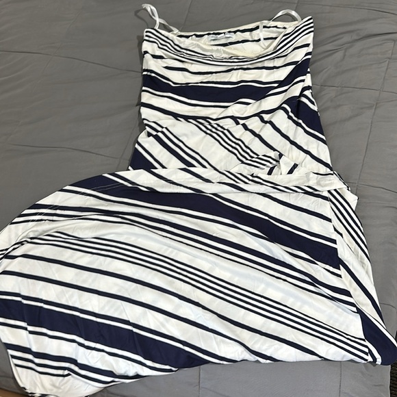 long strapless Banana Republic dress - Picture 3 of 6